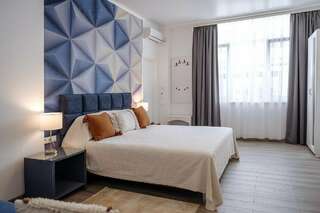 Бутик-Отель Мускатель Гурзуф Стандарт (Pool view)-1