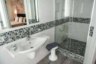 Бутик-Отель Мускатель Гурзуф Стандарт (Mountain-land view)-10