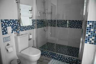 Бутик-Отель Мускатель Гурзуф Люкс «Картье» двухкомнатный (mountain –see View)-9