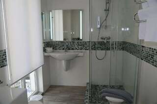 Бутик-Отель Мускатель Гурзуф Стандарт DBL (Mountain-land view)-9